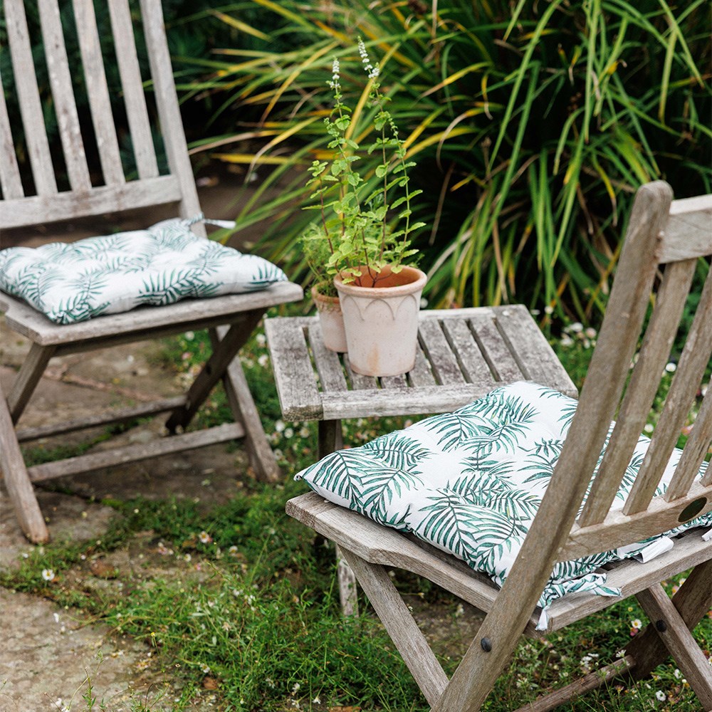 Fern print seat cushion