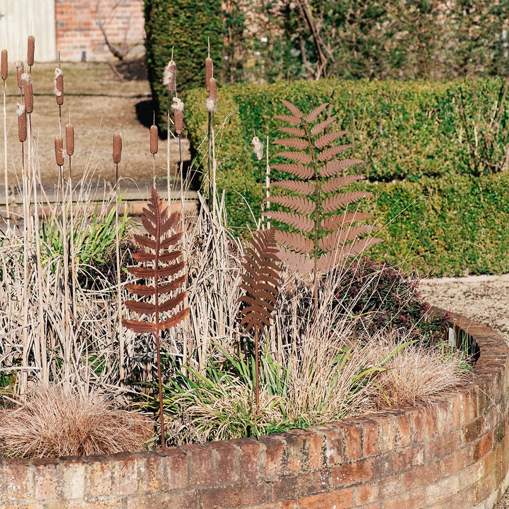 Rusted fern stake large