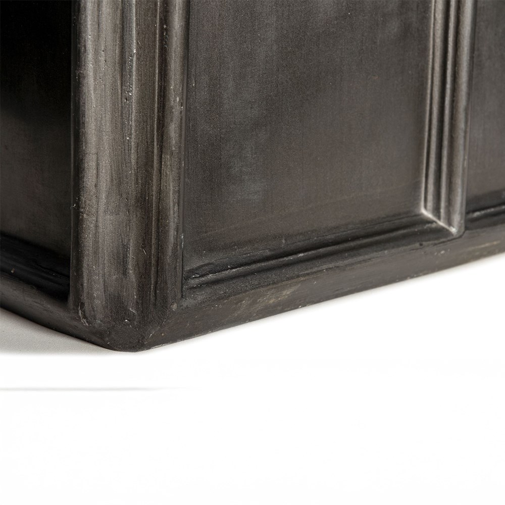 Lightweight lead effect square planter