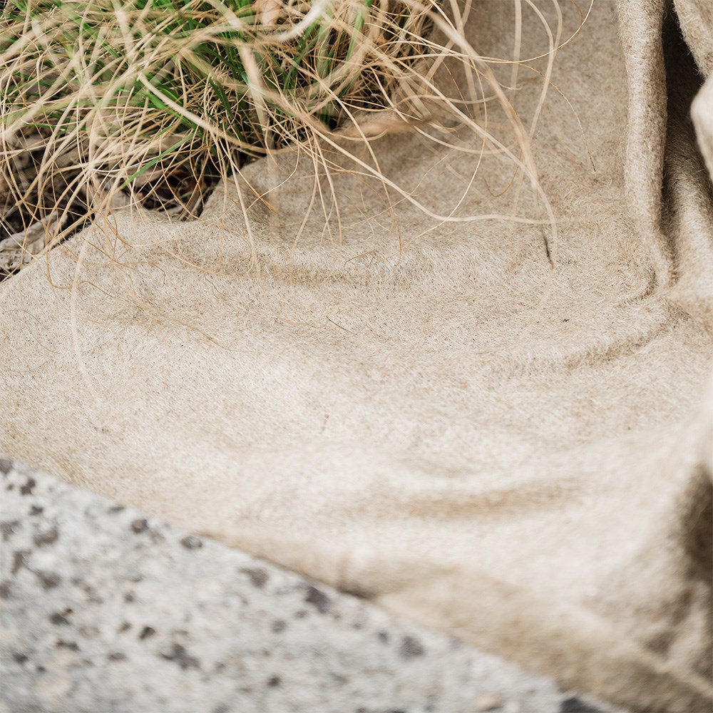 Natural jute mulch matting & liner
