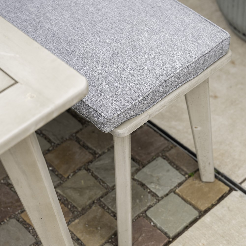Greywashed dining set with cushions