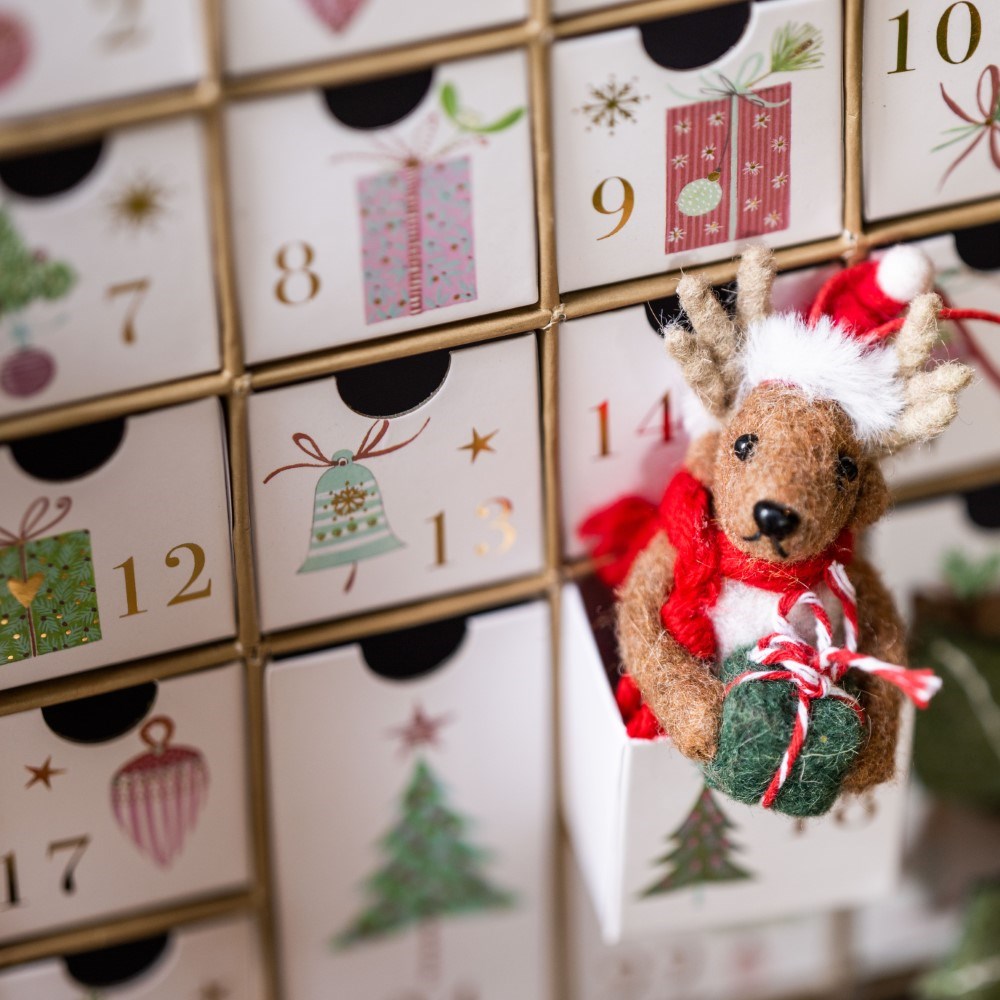 Pull out draw advent calendar