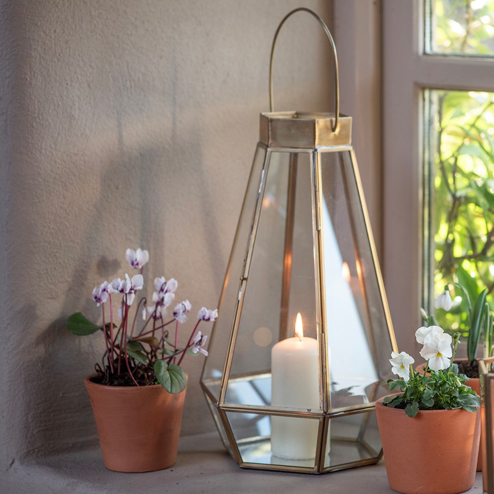 Tapered lantern