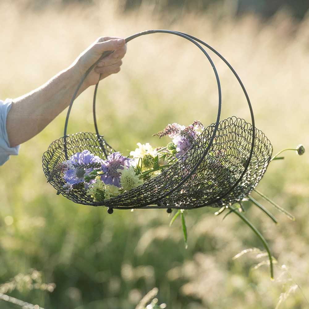 Sweet pea trug