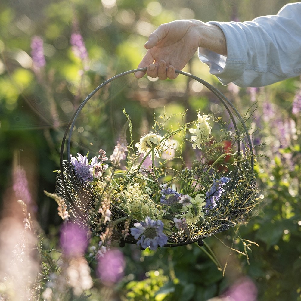 Sweet pea trug