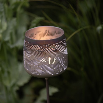 Leafy tealight holder stake