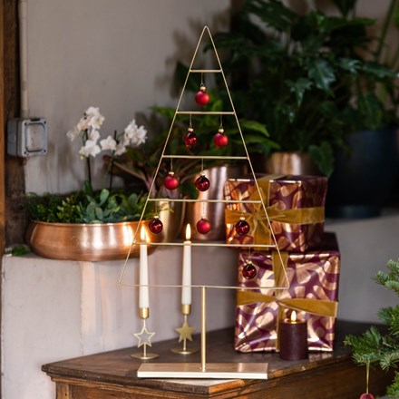 Gold standing tree