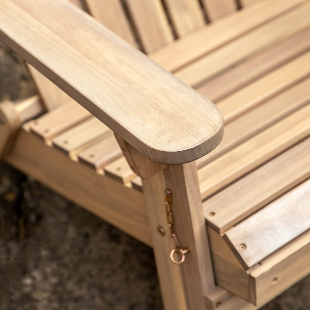 Wooden lounger chair