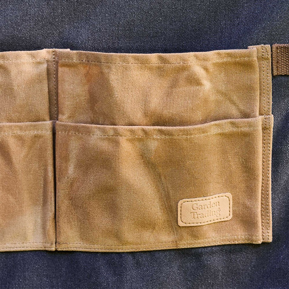 Classic garden apron - charcoal & natural