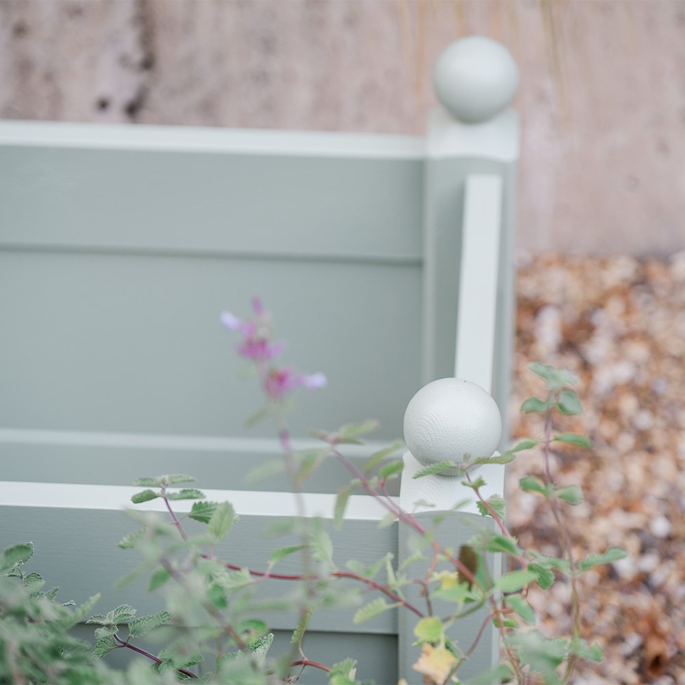 Classic wooden trough - sage