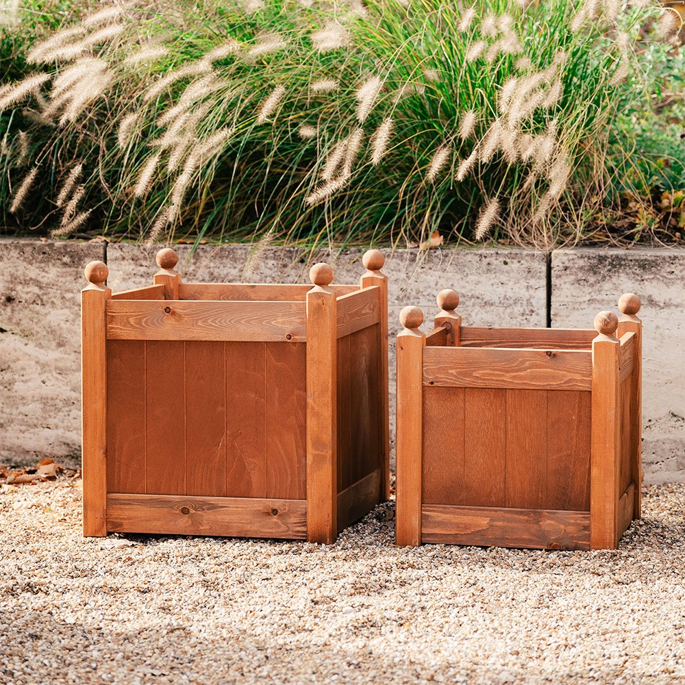 Classic wooden planter - beech