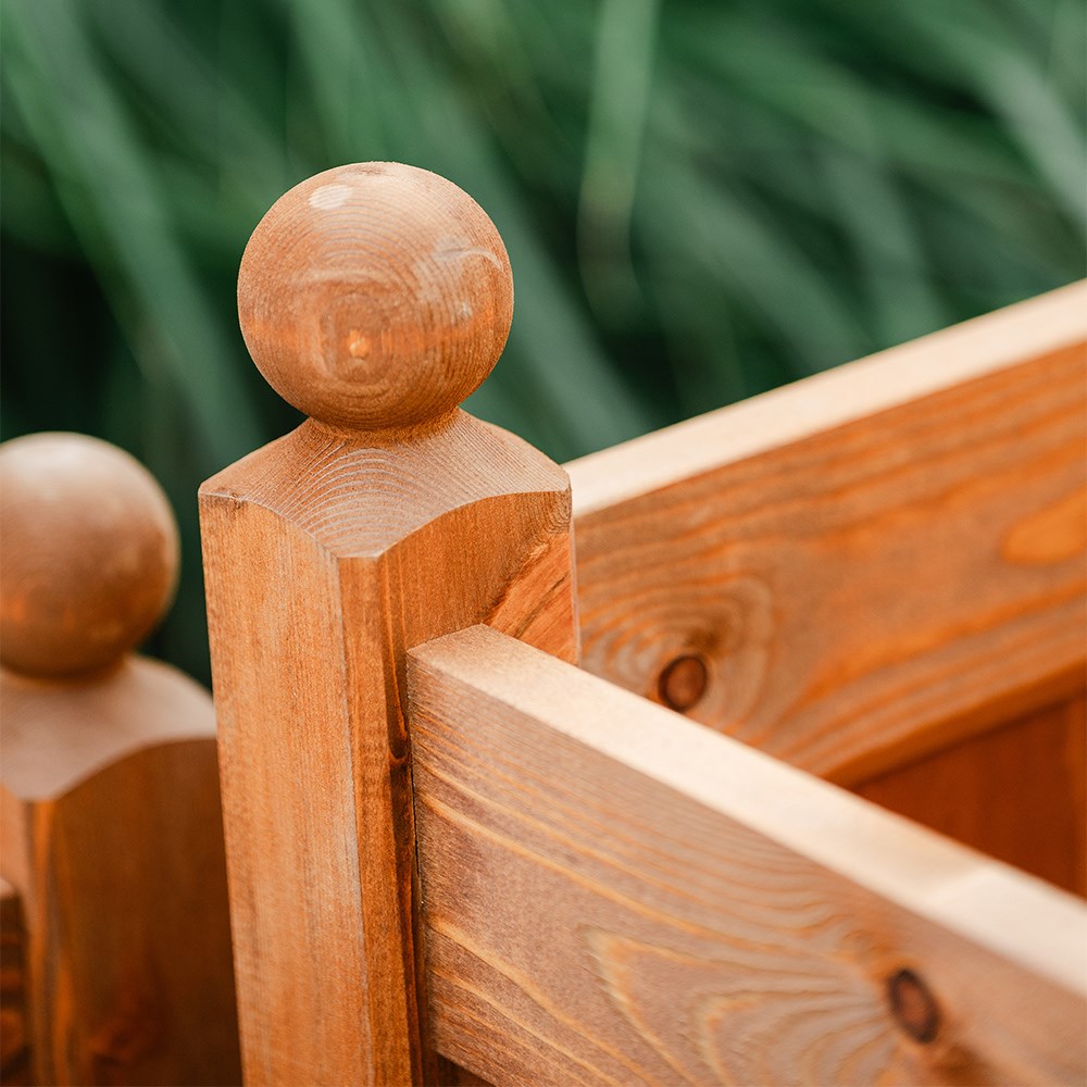 Classic wooden planter - beech