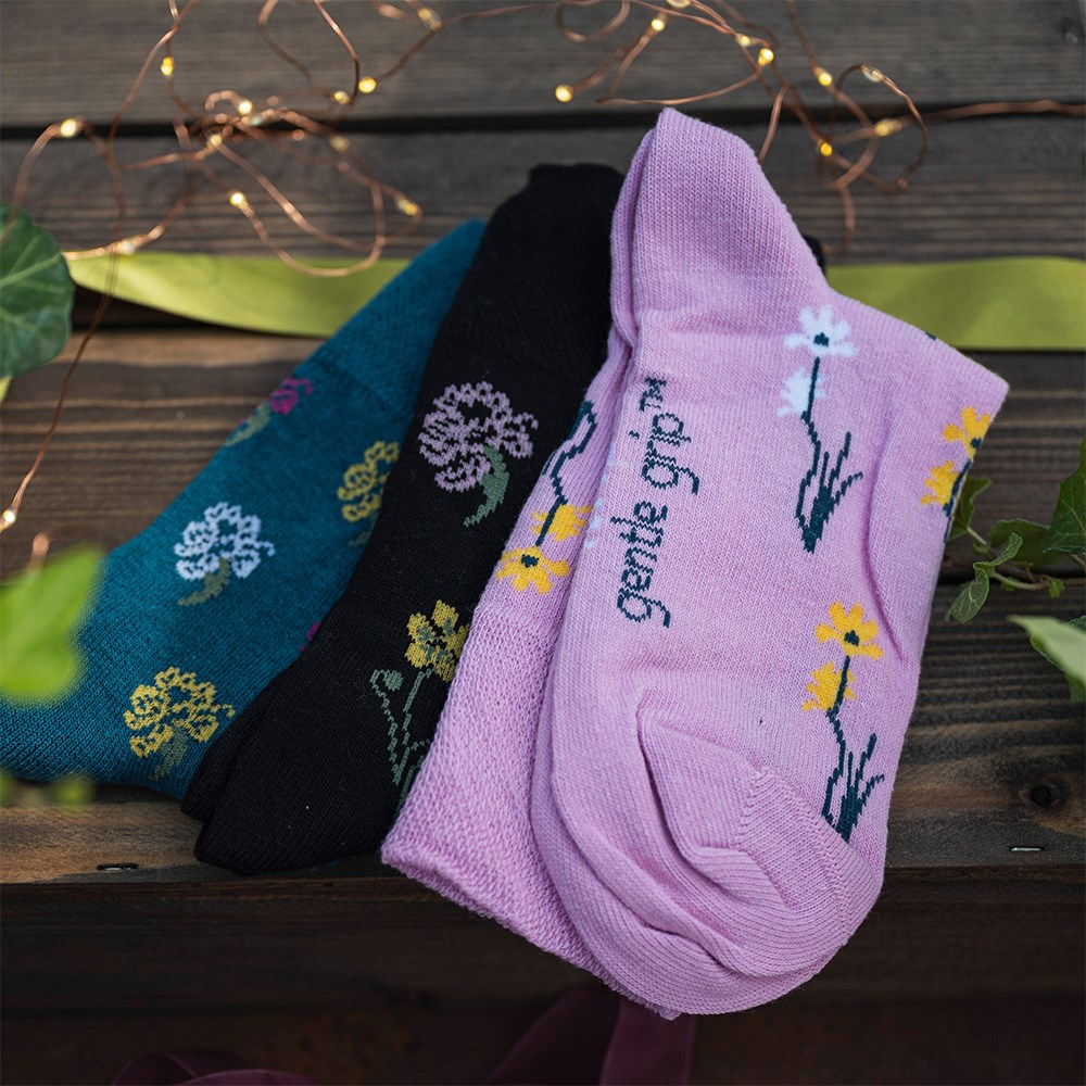 Women's 3 pair gentle grip socks - mixed floral