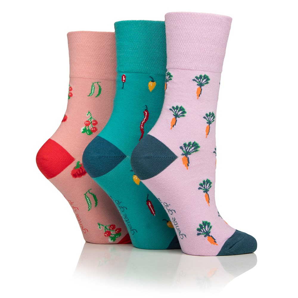 Women's 3 pair gentle grip socks - vegetables