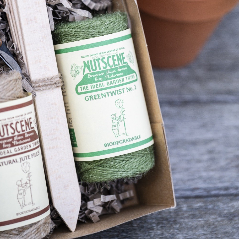 Seed tray gift set with twine & plant labels