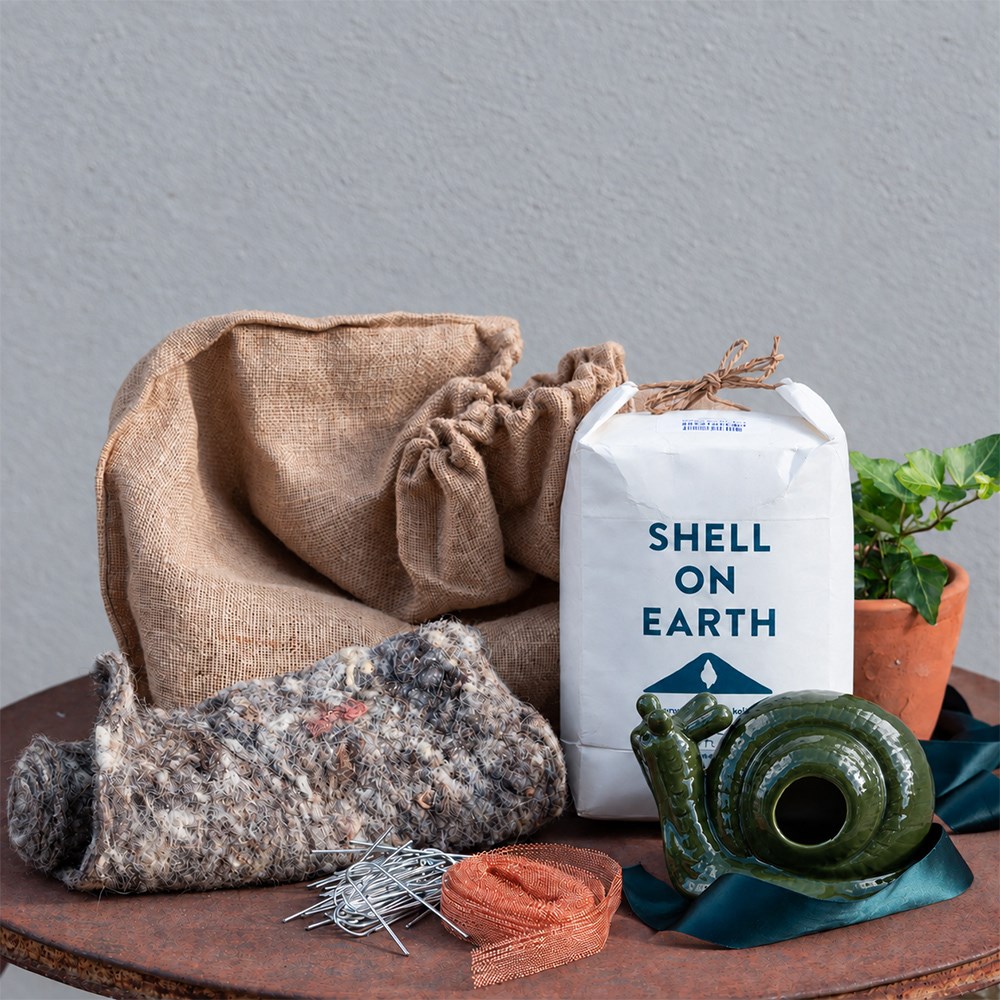 The complete slug & snail prevention kit