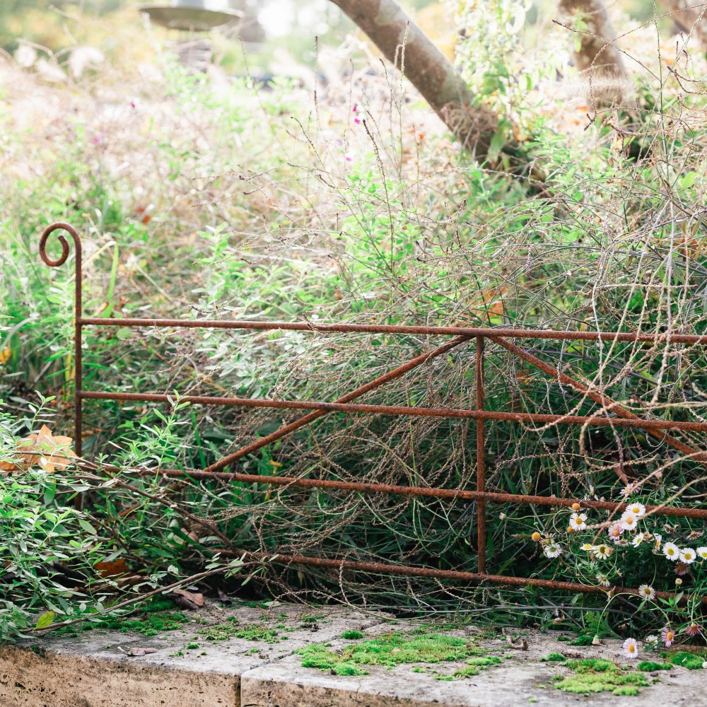 Large metal ornate border panel - rust