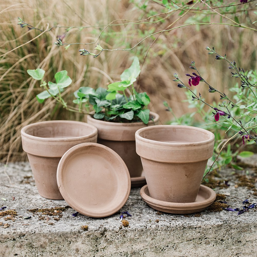 Classic grey Italian terracotta pot