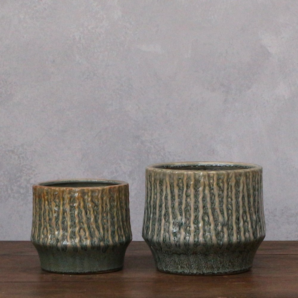 Glazed ribbed plant pot - blue & ivory