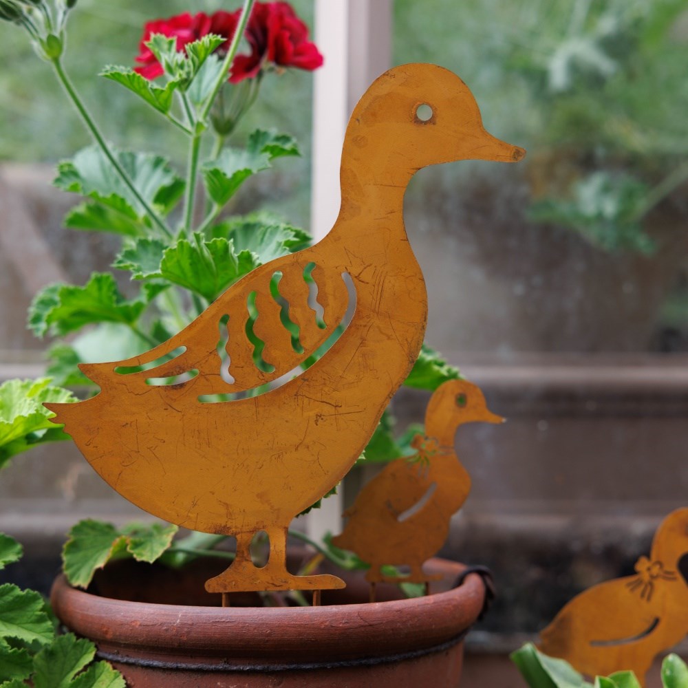 Duck and duckling stakes