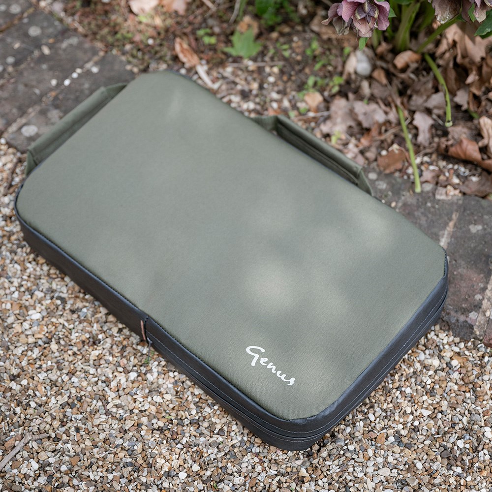 Genus RHS kneeler - olive green
