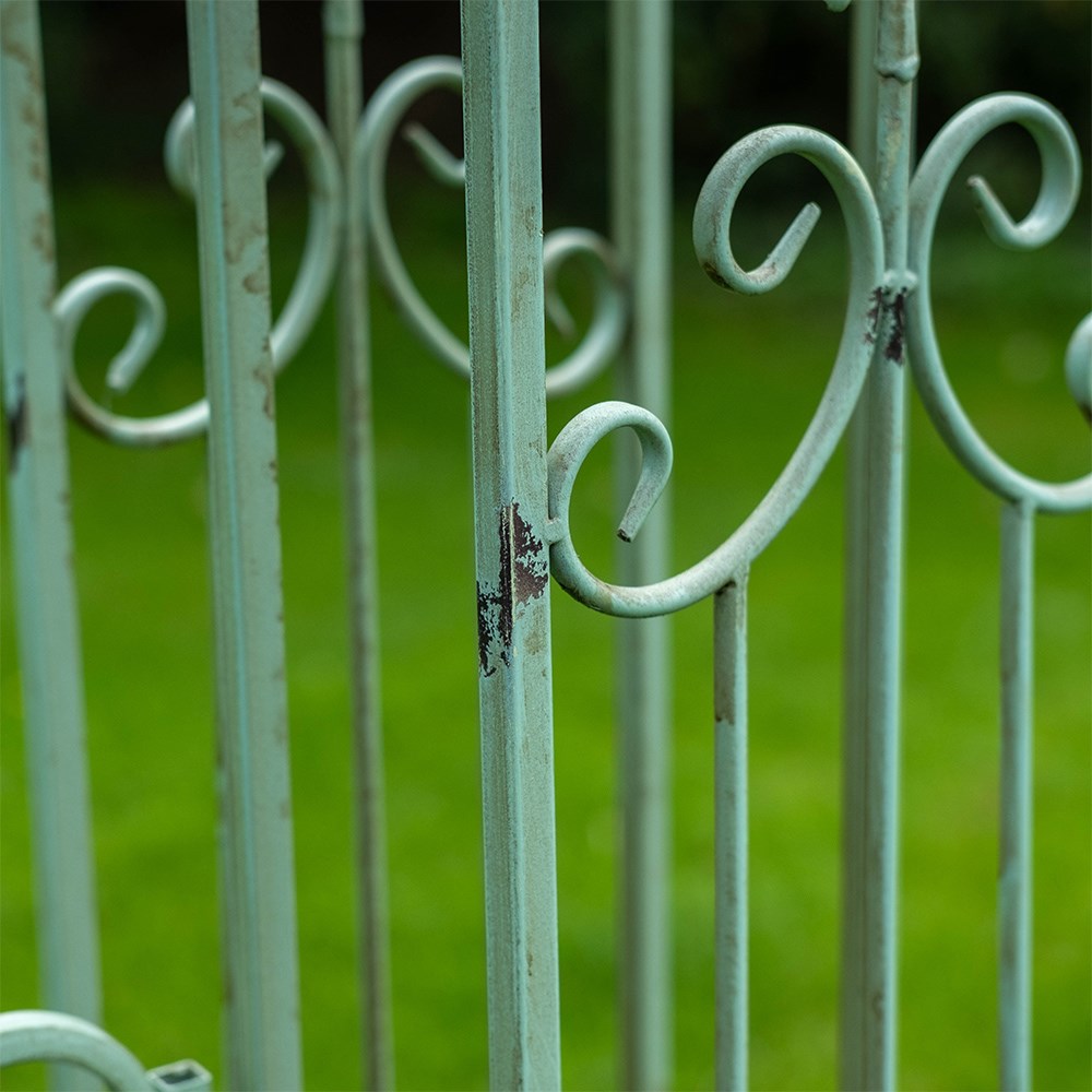 Vintage garden arch with gates - antique green 