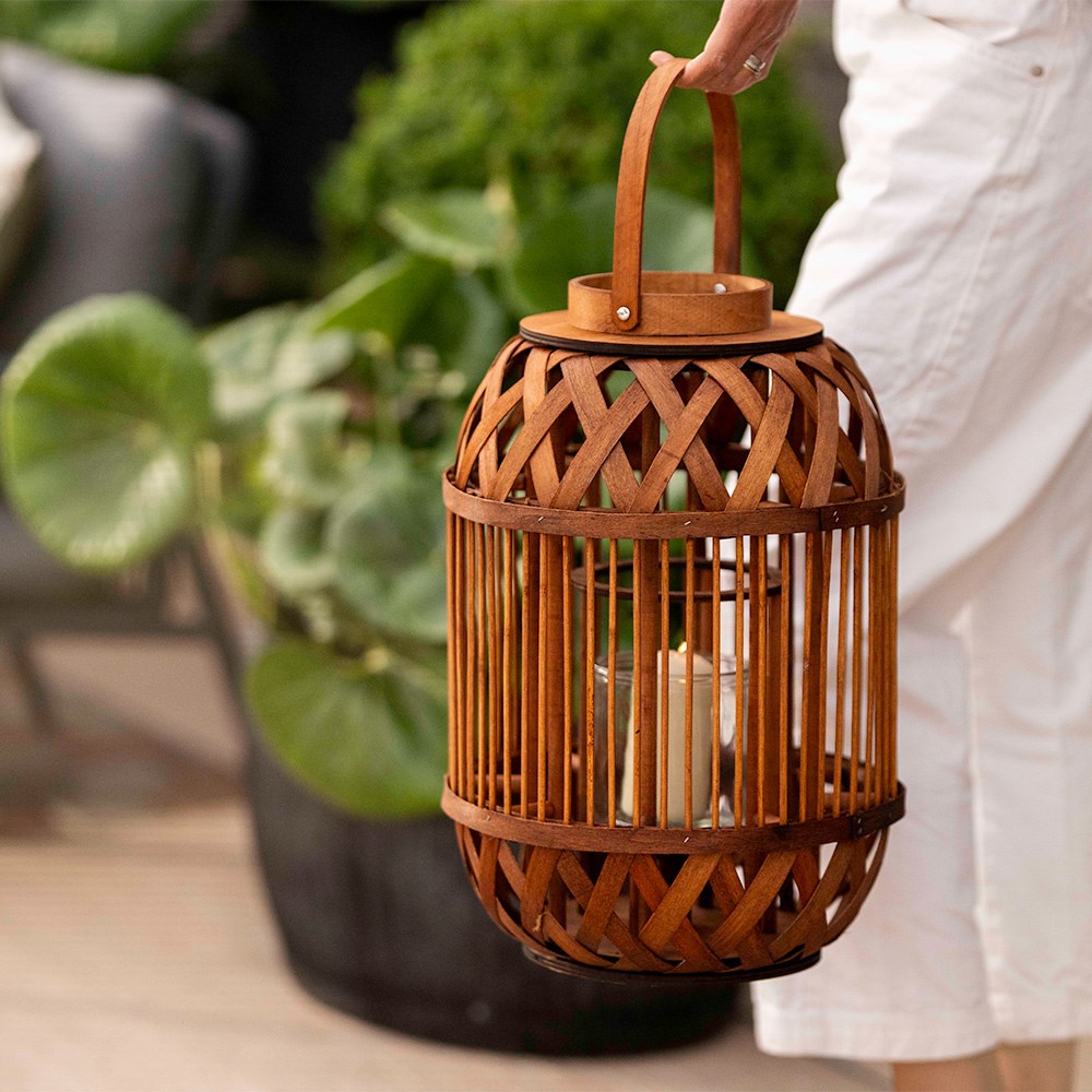 Bamboo lantern