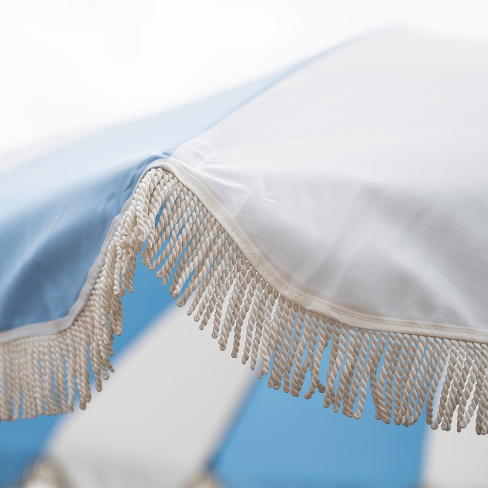 Tassel trim parasol - blue and white