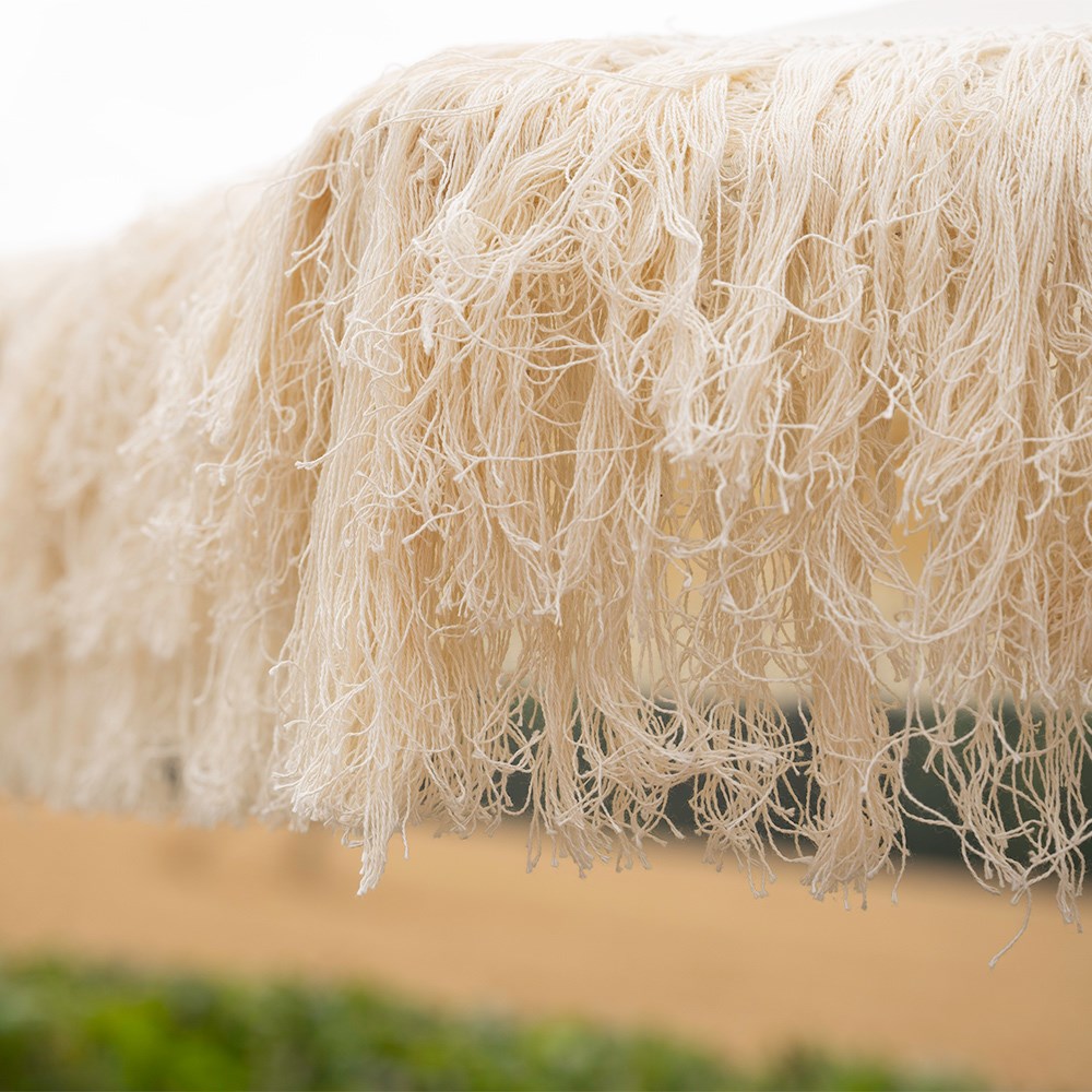 Tassel trim parasol