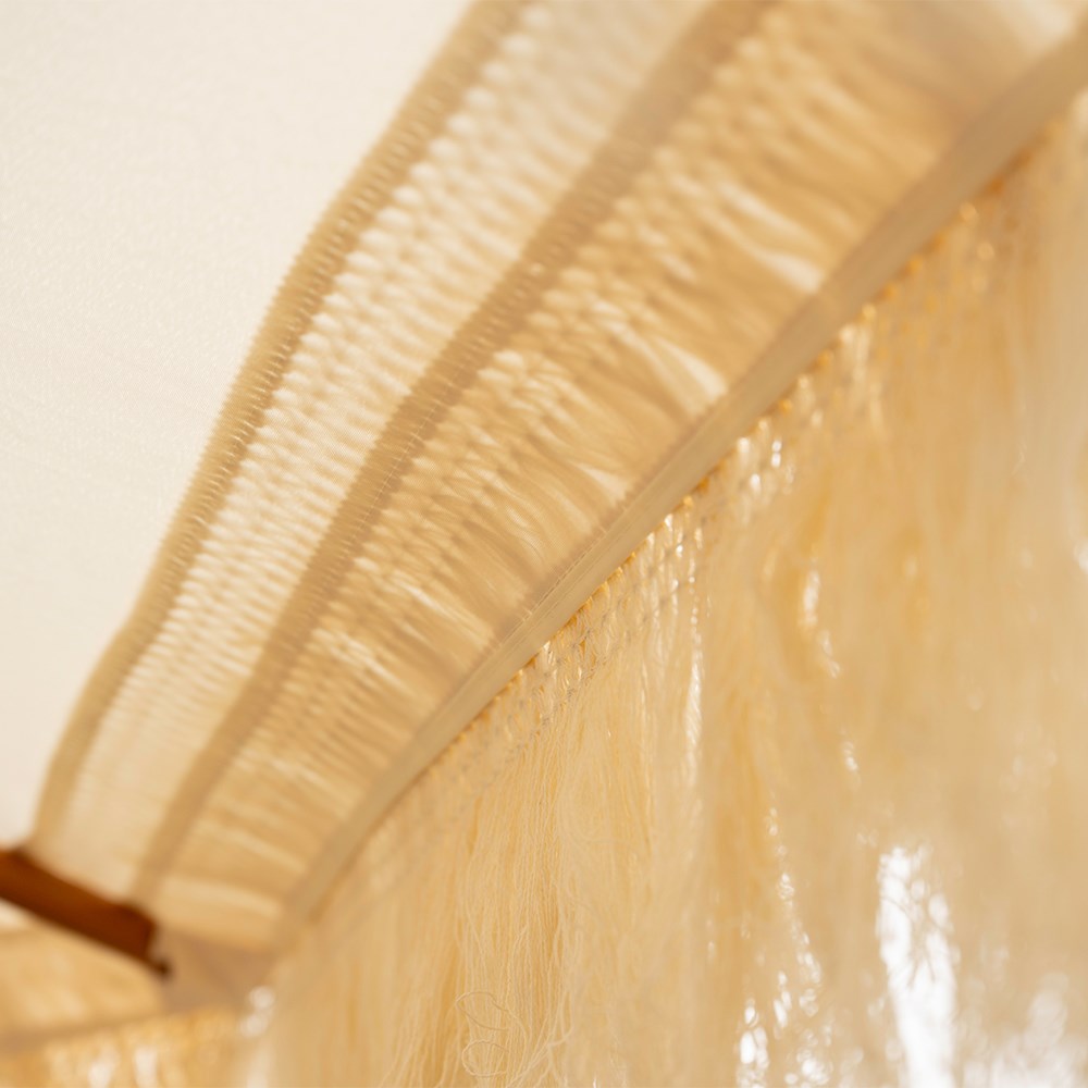 Tassel trim parasol