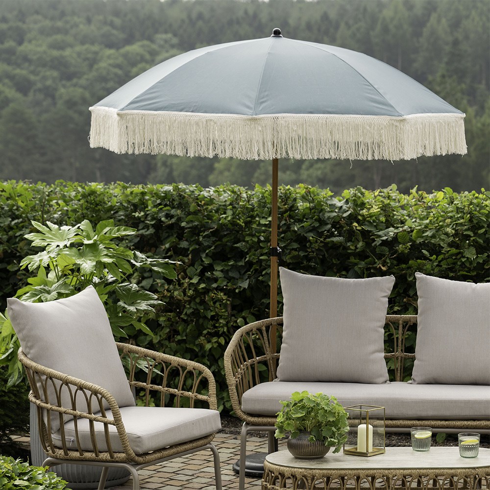 Green tassel parasol