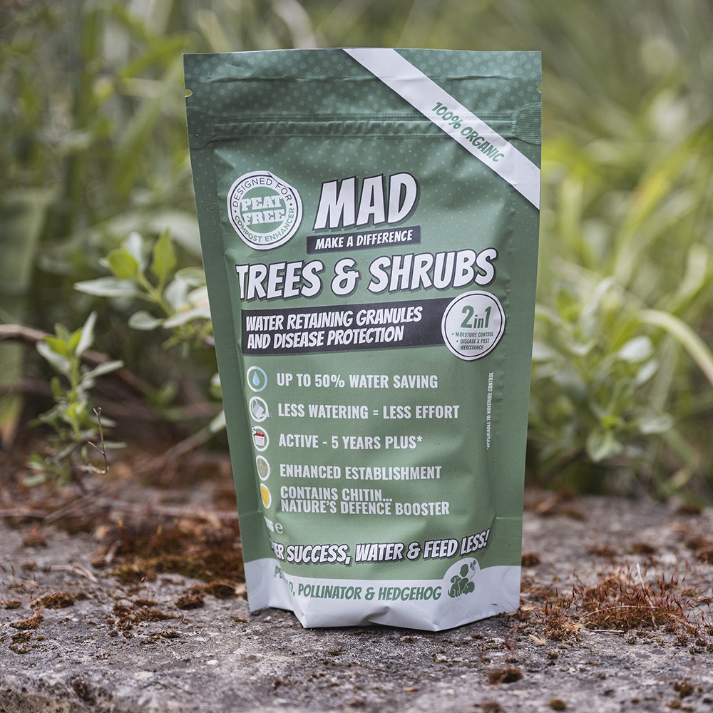 Organic water saving granules with pest protection for trees and shrubs