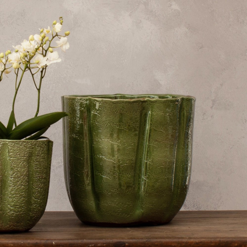 Glazed textured plant pot - green