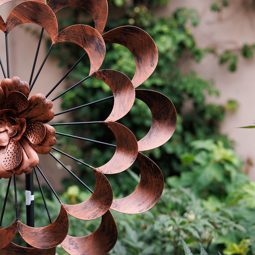 Dahlia wind spinner - set of 2