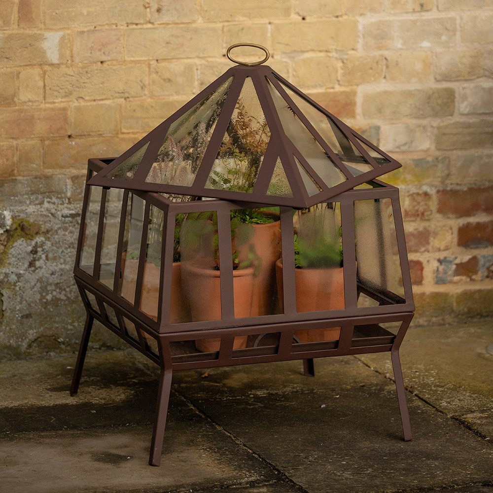 Square Victorian growhouse - dark chestnut