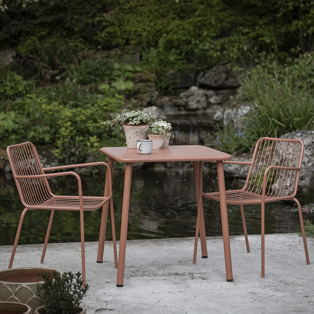 Terracotta metal bistro set