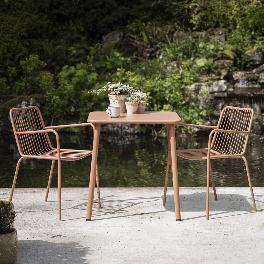 Terracotta metal bistro set