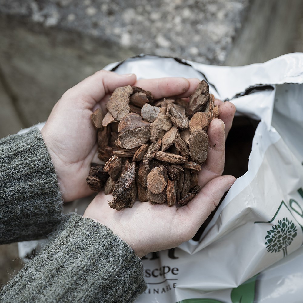 Melcourt RHS pine bark flakes 
