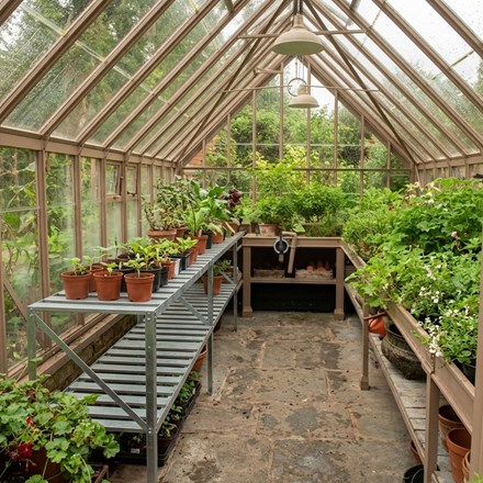 Premium greenhouse staging - silver