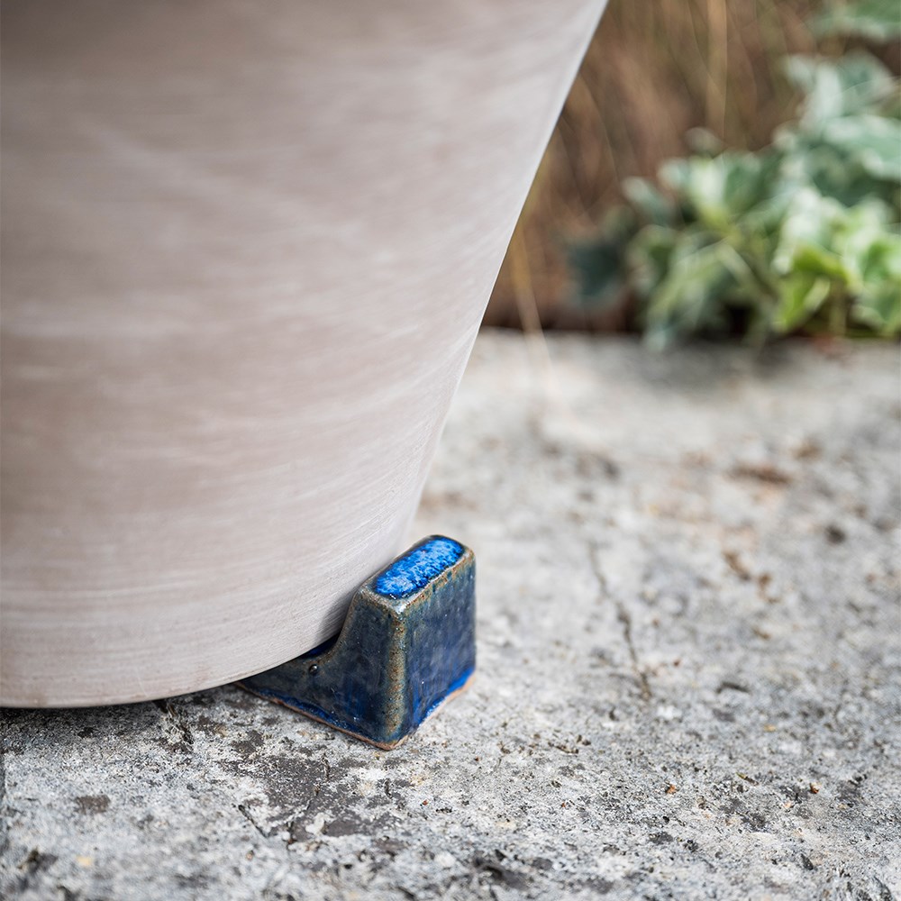 Glazed pot feet set of three - blue