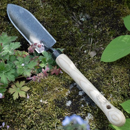 DeWit transplanting trowel - 25cm mid length handle