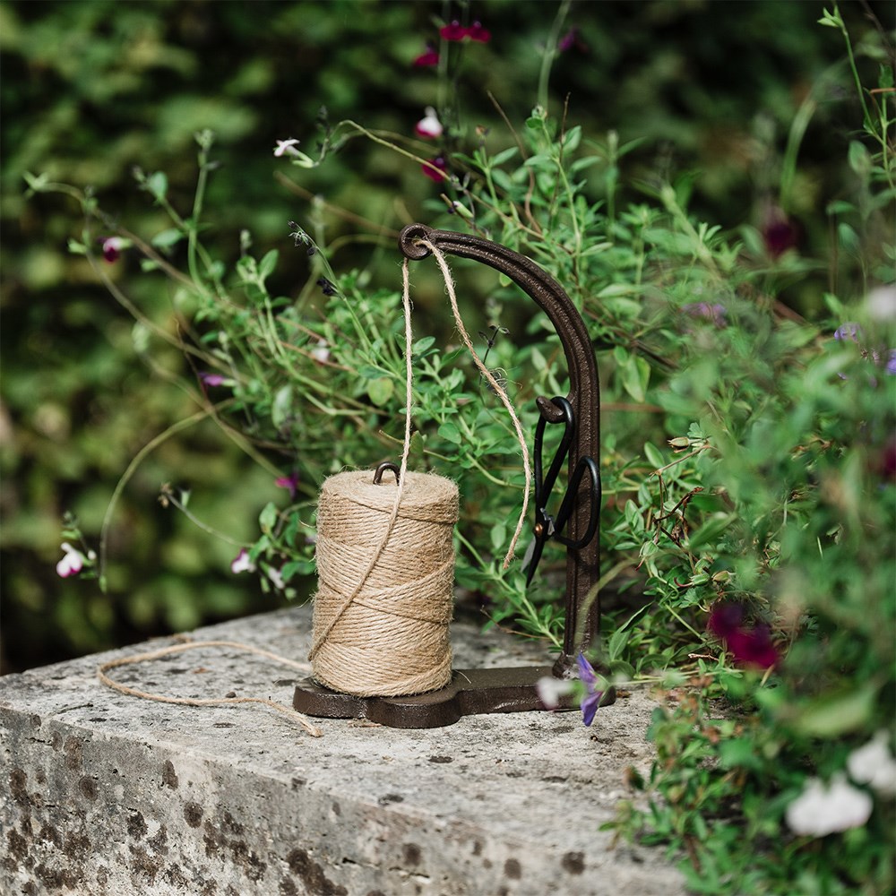 Large cast iron twine holder with scissors