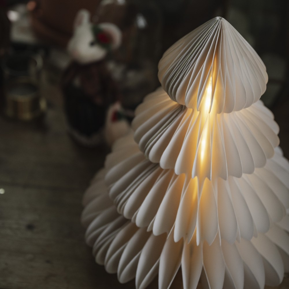 Light up paper tree