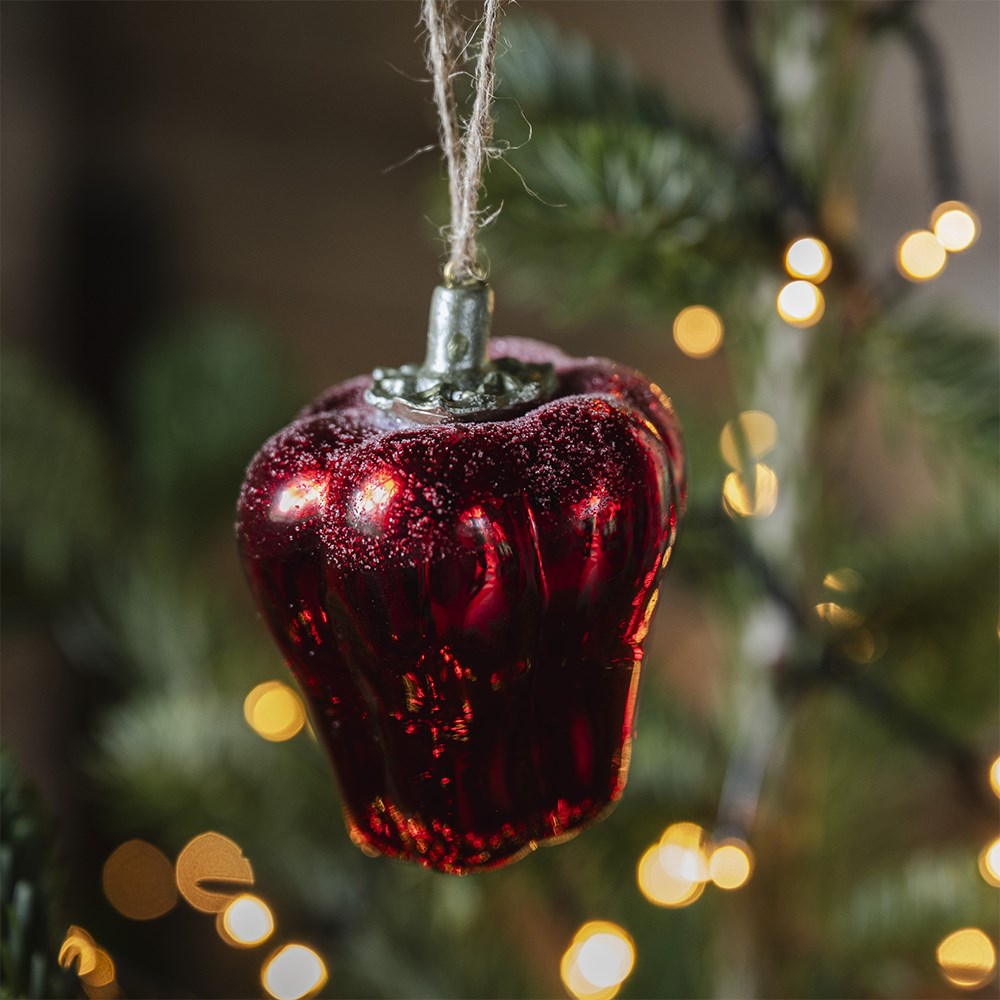 Glass red pepper decoration