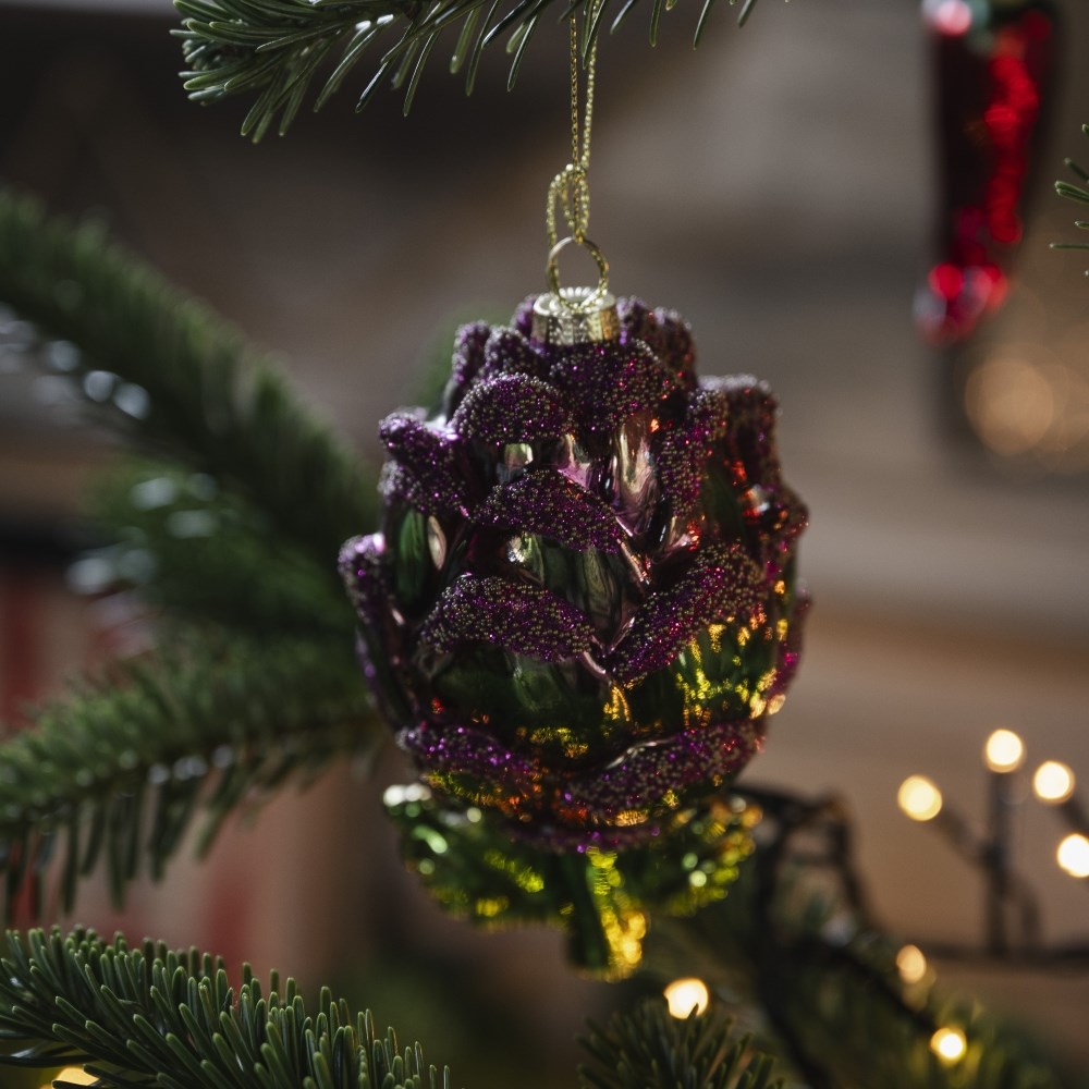 Glass artichoke decoration