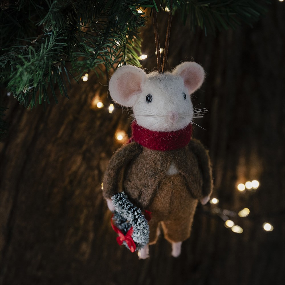 Large felt mouse with wreath