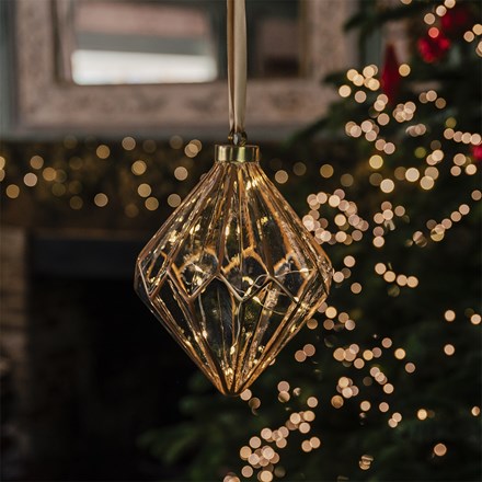 Hanging diamond light