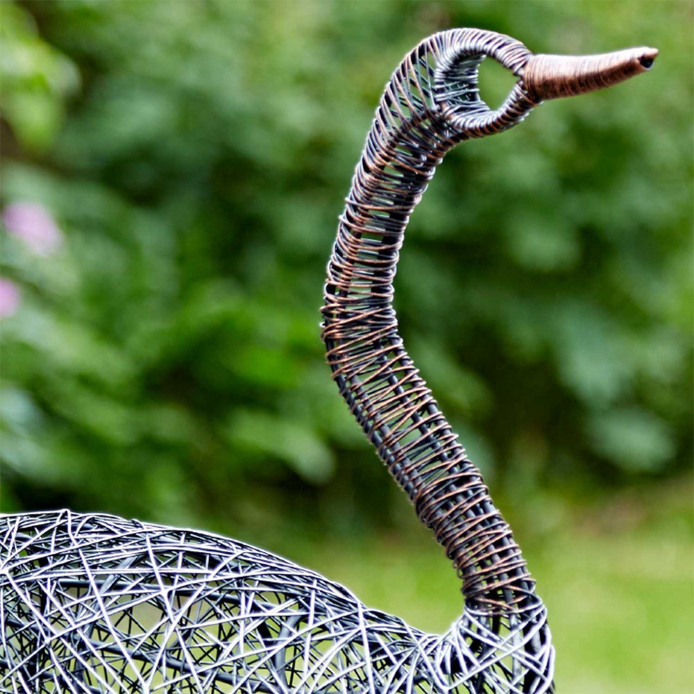 Standing duck wire ornament