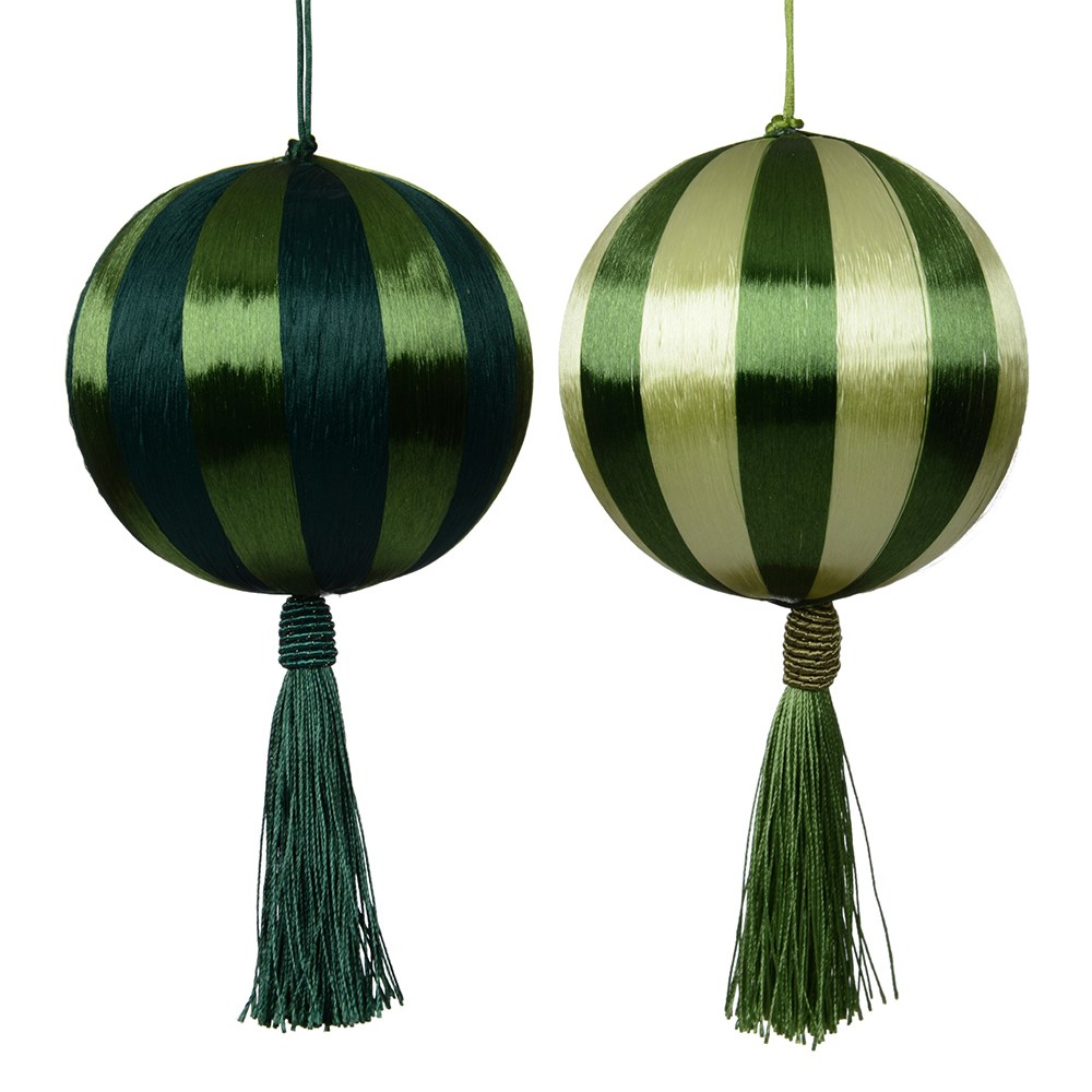 Tassel striped baubles