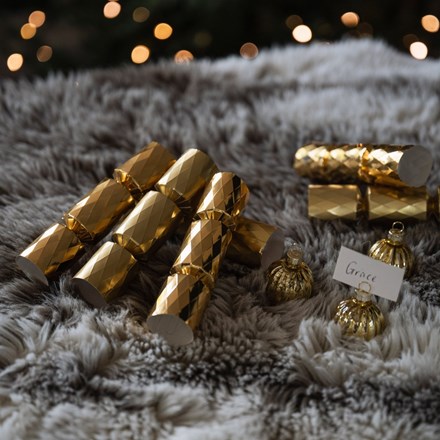 Gold mini crackers - box of 6